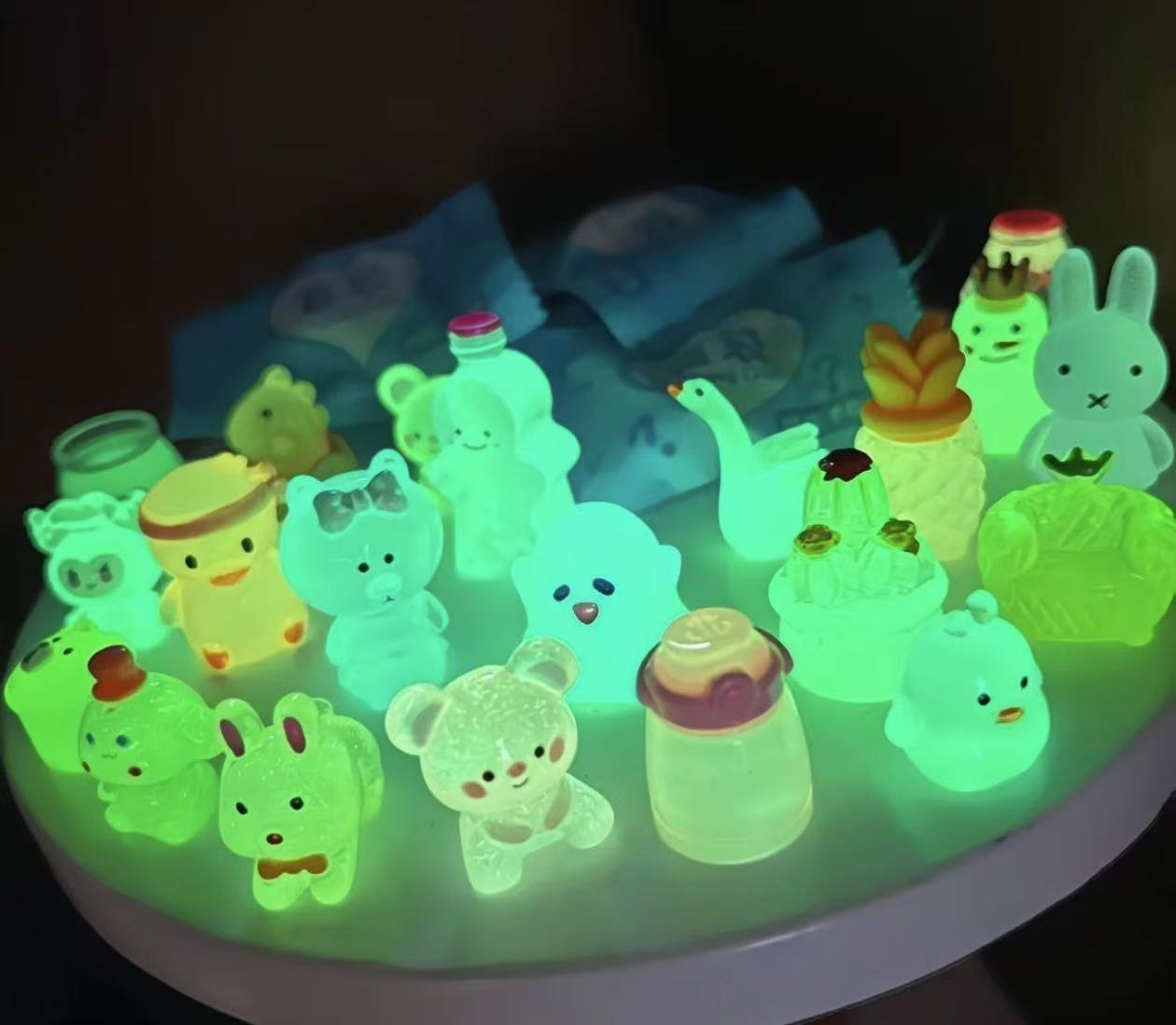 10-30-50pcs Mini Animal Surpri - Kids Toys Under $10 recension och pris
