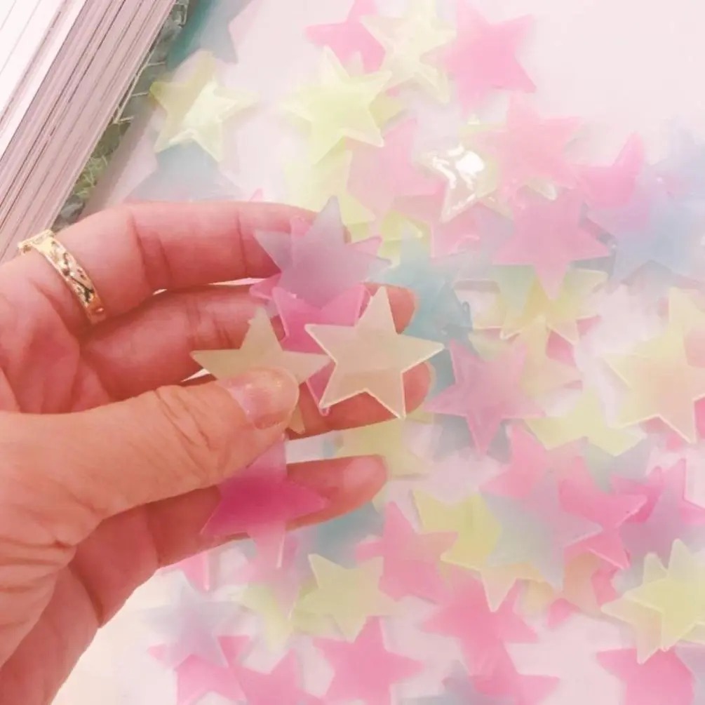 100 Pcs Colorful Glow in The D - Glow In Dark Stars recension och pris